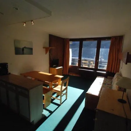 2 Pieces Avec Balcon Sud/ouest, Au Coeur Des Commerces A Apartamento